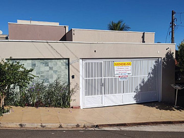 Casa Alto Padr�o - Venda - Vila Cachopa - Auriflama - SP